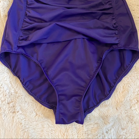 Croft & Barrow Sculptor Control One-Piece Swimsuit - Picture 5 of 9